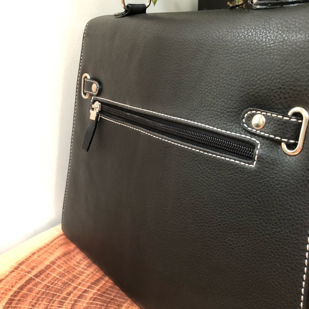 Structured Handbag - Classic Style - Picture 2 of 6